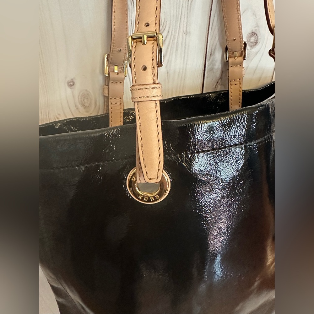 Michael Kors Black Patent Leather Tote Bag - Picture 2 of 11